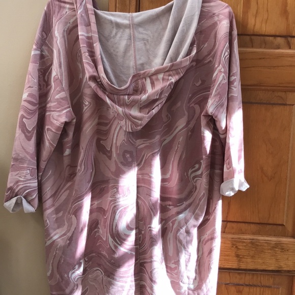 SGSport ladies size small top rose multicolored - Picture 3 of 3